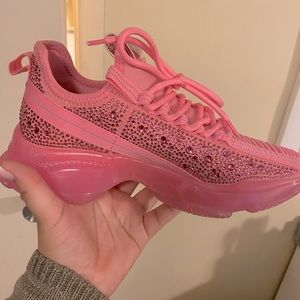 Size 9 Pink Steve Madden Shoes